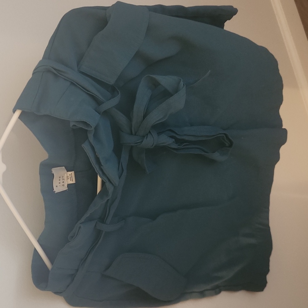 A New Day Shorts Front Tie Waist Shorts Front Pockets - NWT